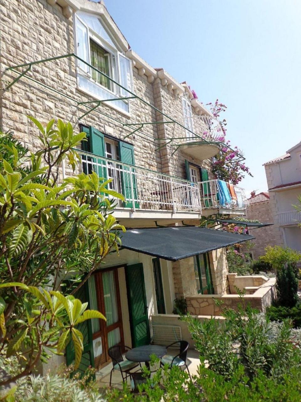 Apartment Brane Bol Exterior photo